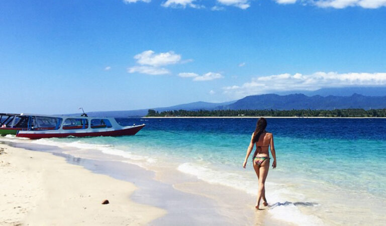 découvrez gili trawangan avec notre guide complet : plages paradisiaques, activités aquatiques, restaurants typiques et conseils pratiques pour profiter pleinement de cette île de rêve. explorez les incontournables et laissez-vous séduire par la beauté sauvage de gili trawangan.