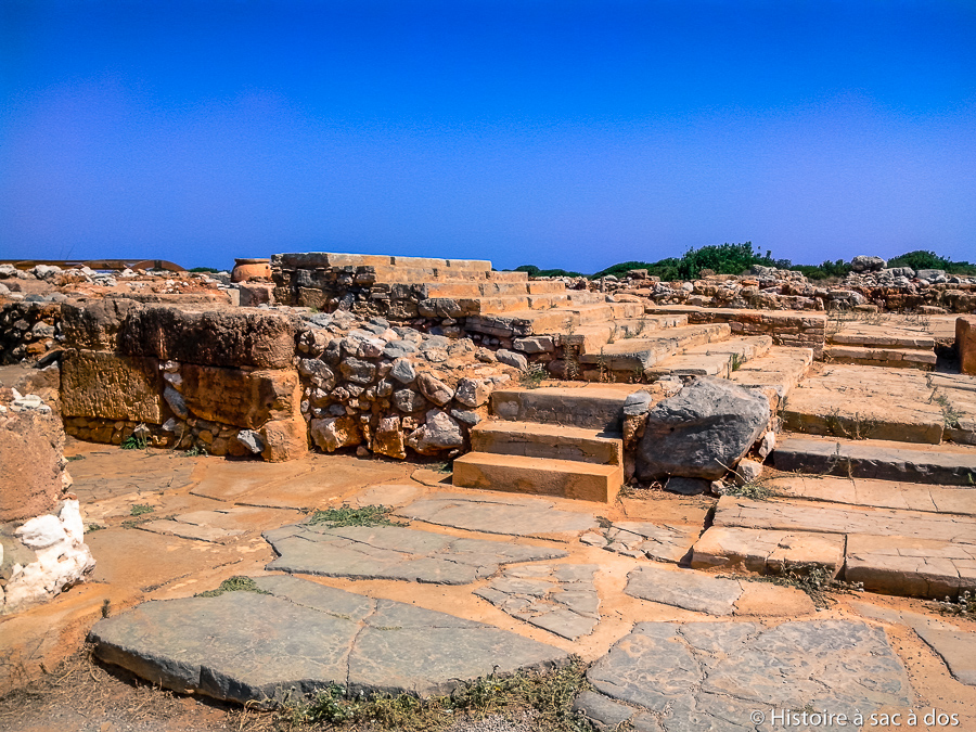 découvrez la magie de la crète, une île enchanteur remplie de paysages à couper le souffle, de plages dorées, de vestiges historiques et de traditions vivantes. plongez dans l'authenticité crétoise et laissez-vous séduire par ses saveurs, ses mythes et ses cultures vibrantes.
