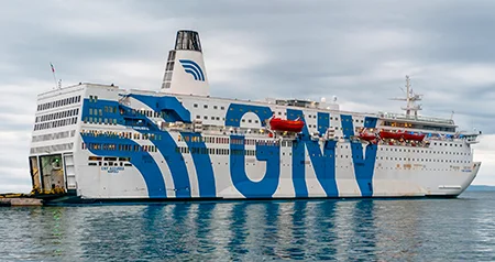 réservez votre croisière avec gnv et découvrez des destinations magnifiques en mer méditerranée. profitez de services de qualité, d'un confort optimal et d'une expérience inoubliable à bord de nos navires modernes.