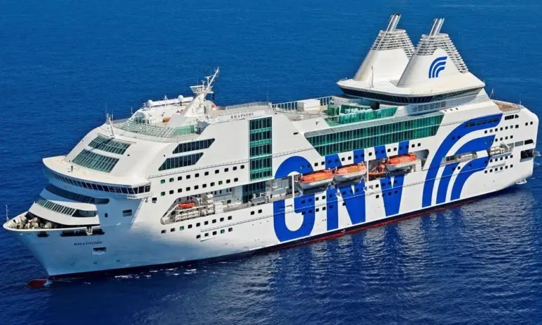 réservez votre croisière gnv et vivez une expérience inoubliable en mer. profitez de nos destinations variées, de confort optimal à bord et d'activités pour toute la famille. embarquez dès maintenant et explorez le monde avec gnv !